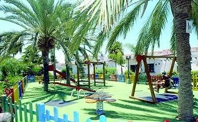 Duna Beach Aparments Hotell 3*